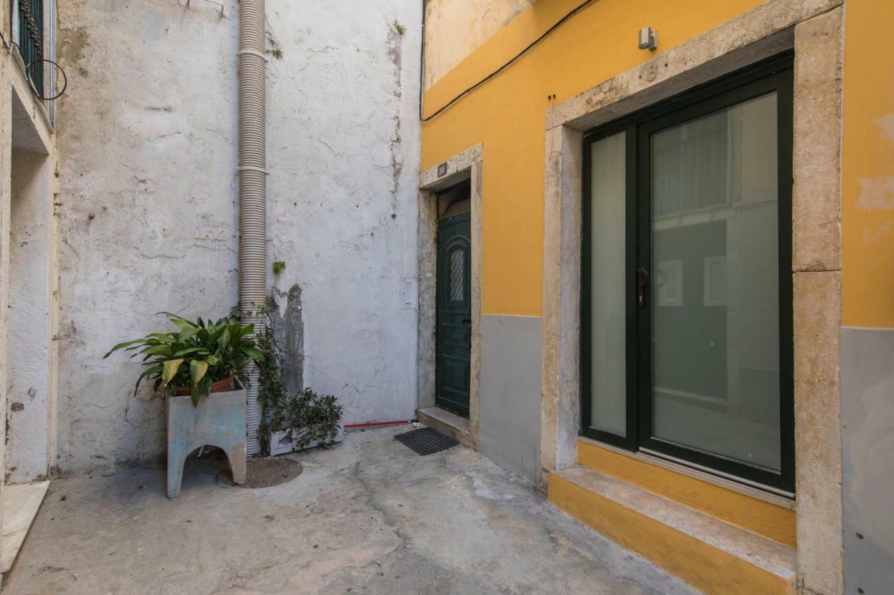 Trendy & Lightfull Apartment Lisbon Luaran gambar