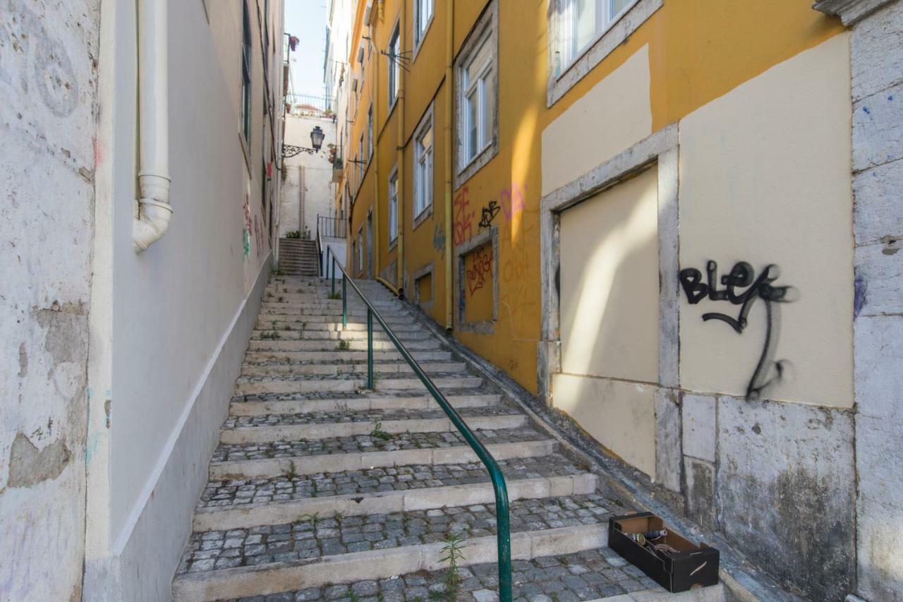 Trendy & Lightfull Apartment Lisbon Luaran gambar
