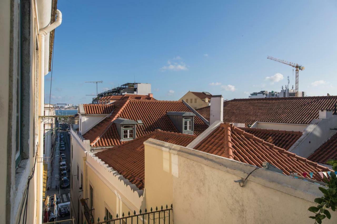 Trendy & Lightfull Apartment Lisbon Luaran gambar