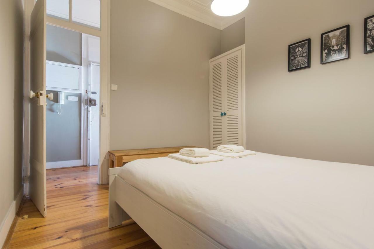 Trendy & Lightfull Apartment Lisbon Luaran gambar