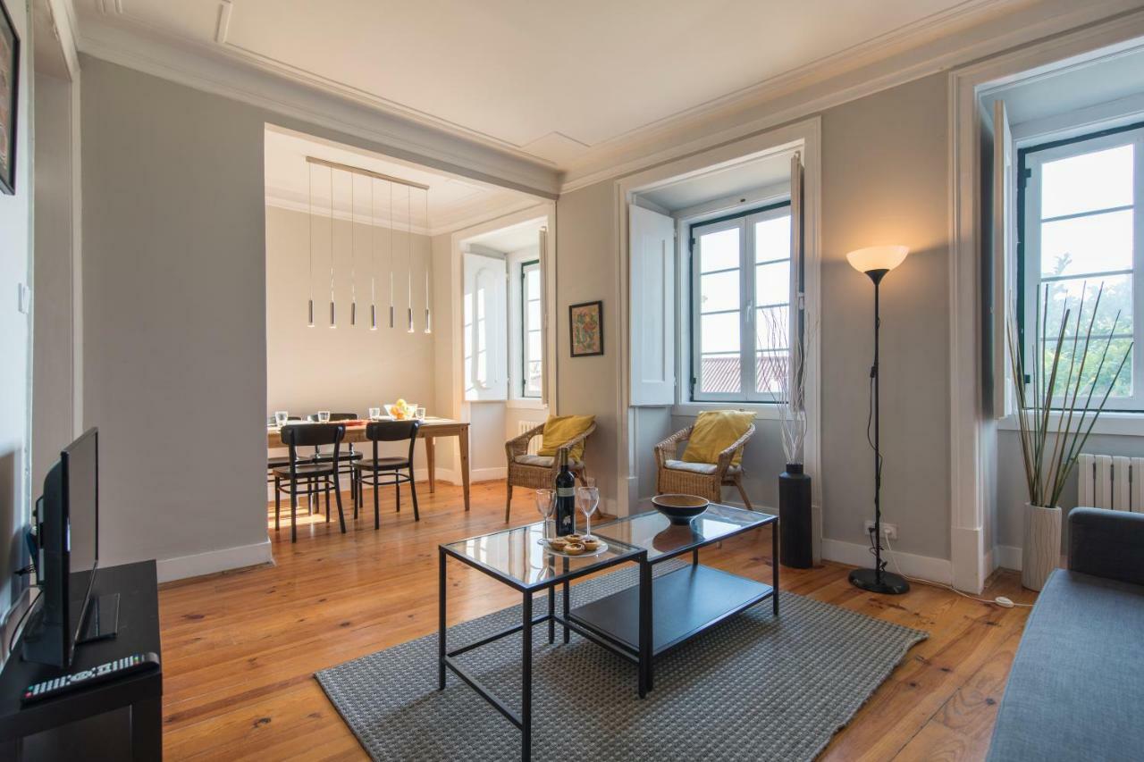 Trendy & Lightfull Apartment Lisbon Luaran gambar