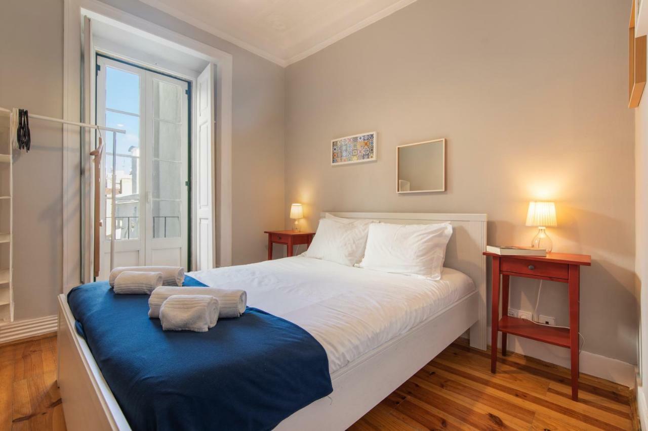 Trendy & Lightfull Apartment Lisbon Luaran gambar